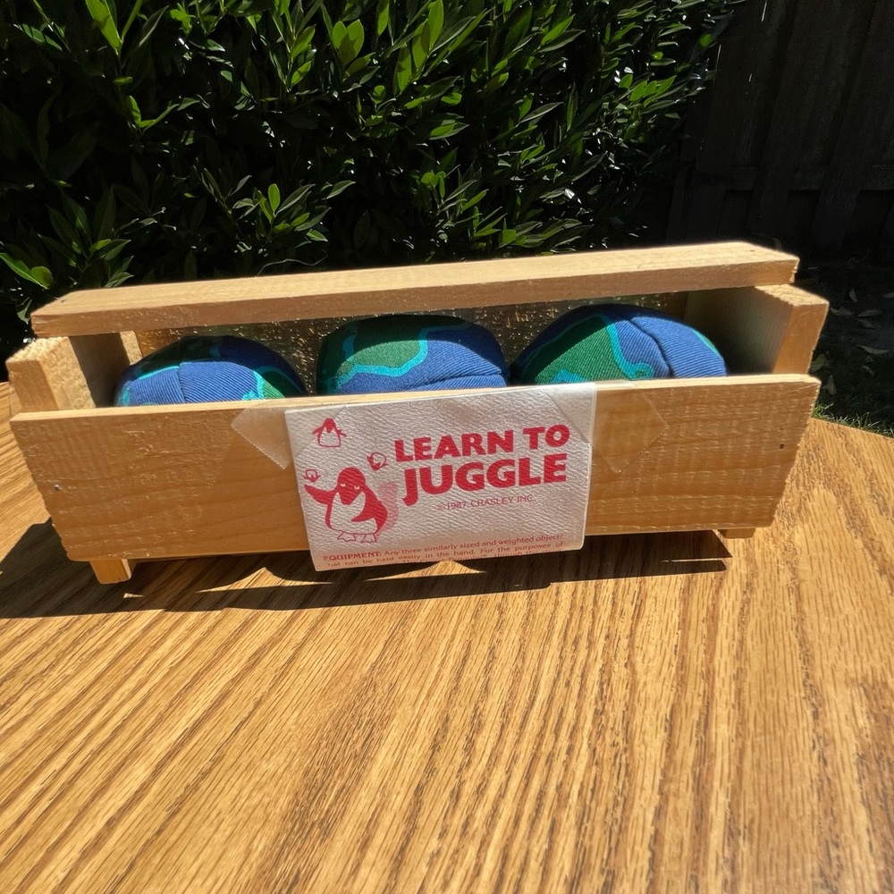 Learn to juggle